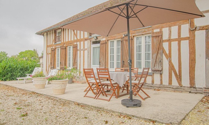 Onjon House | Chez Annie - Onjon Gîte: Perfect for Families and Pets