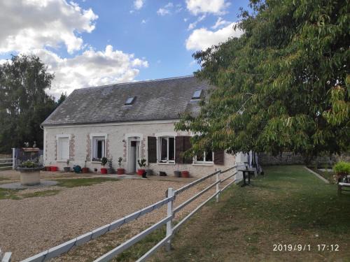 La Couture Boussey Bed & Breakfast | Discover Chez Aurélia: Oceanfront Retreat with Spa & Pool