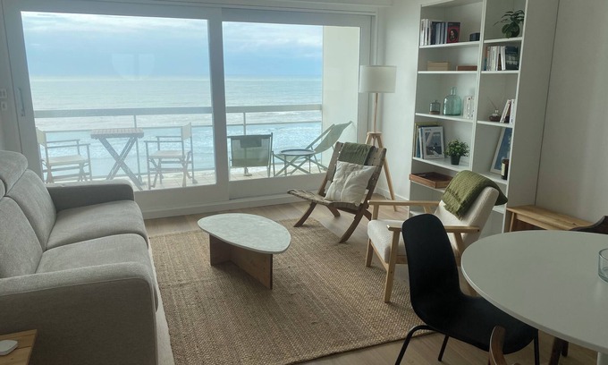 Hardelot-Plage Apartment | Peaceful Retreat at Chez Barnabé with Spectacular Views