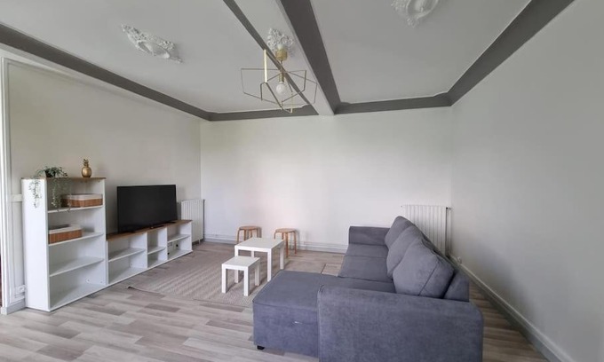 Os-Marsillon House | Oceanfront Getaway at Chez Cédric et Mélissa in Béarn