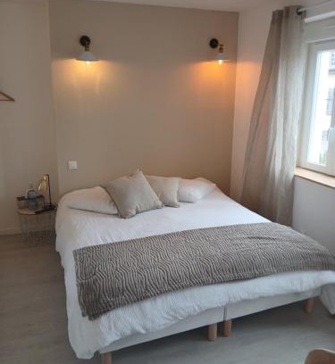 Chablis Bed & Breakfast | Discover Chez Collette: Family-Friendly Dining Awaits
