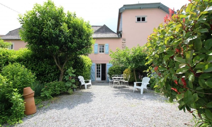 Geus-d'Oloron House | Family-Friendly Stay at Chez Contou 2 - Geus-d'Oloron