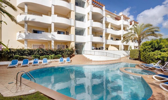 Porto de Mos Apartment | Discover Chez Hélène et Paulo - 4-Star Family-Friendly Retreat