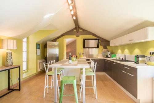 Saint-Romain Apartment | Discover Chez Joseph: Nestled in Saint-Romain's Vineyards