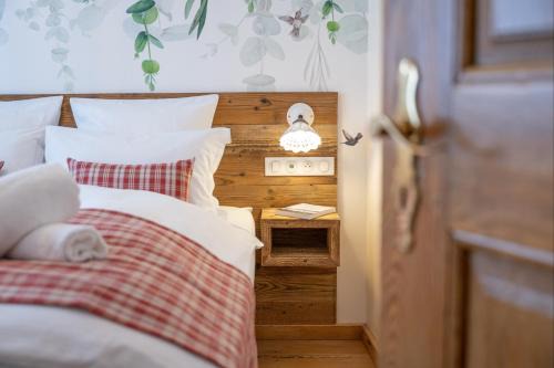 Barr Apartment | Authentic Stay at Chez l'Alsacien - 4-Star Guest Oasis