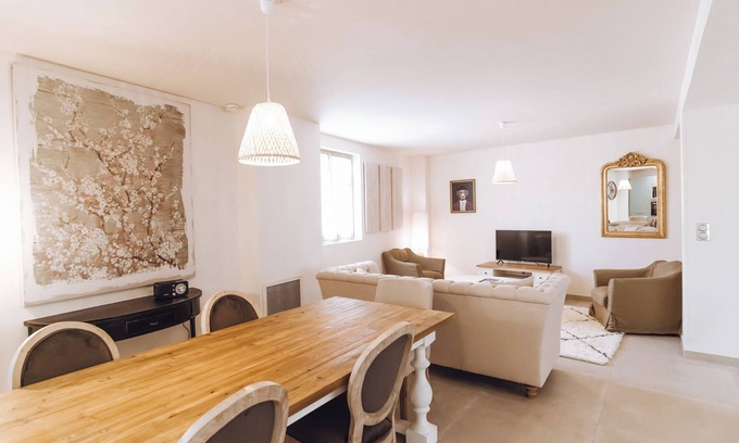Pezenas Apartment | Relax at Chez le Jardinier: Spa Oasis with Ocean Views