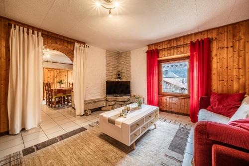Bernex Apartment | Top-Rated Family and Pet-Friendly Stay at Chez les Charles