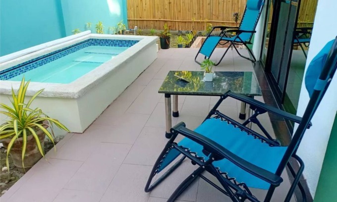 Valencia House | Relax at Chez Mélanie: Privacy & Comfort near Mt. Talinis