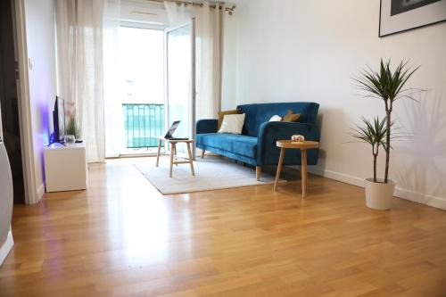 Rosny-sous-Bois Apartment | Family-Friendly Retreat at Chez Mélanie - Book Your Stay!