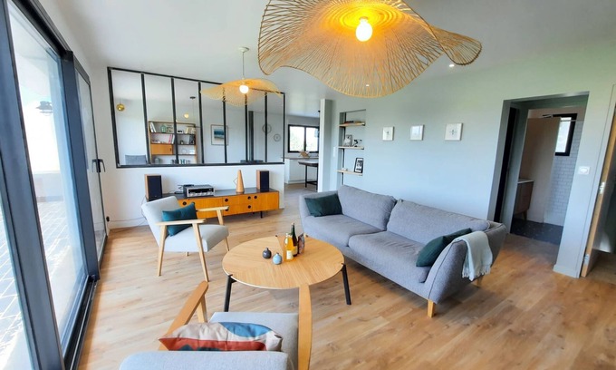 Penmarch House | CHEZ MAMIE, cozy house from the 70s – 3 bedrooms - 7 people