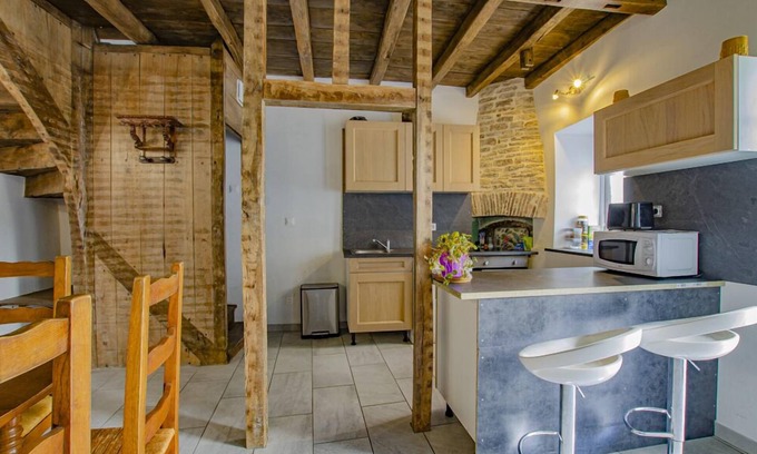 Spoy House | Pet-Friendly Chez Marcel: Spa & Breakfast in Spoy
