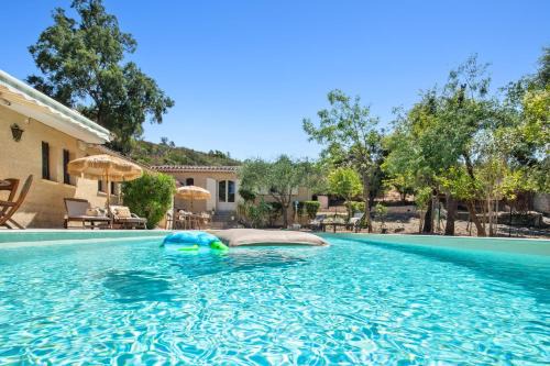Puget-sur-Argens Apartment | Chez Nous Baraille - Appt climatisé avec piscine