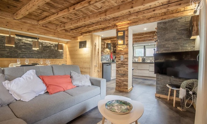 Les Bottieres House | Charming Stay at Chez Pepe MIL - Family-Friendly Amenities