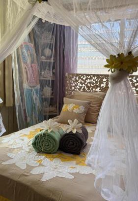 Rangiroa Bed & Breakfast | Discover Cozy Comfort at Chez Pilar Hotel