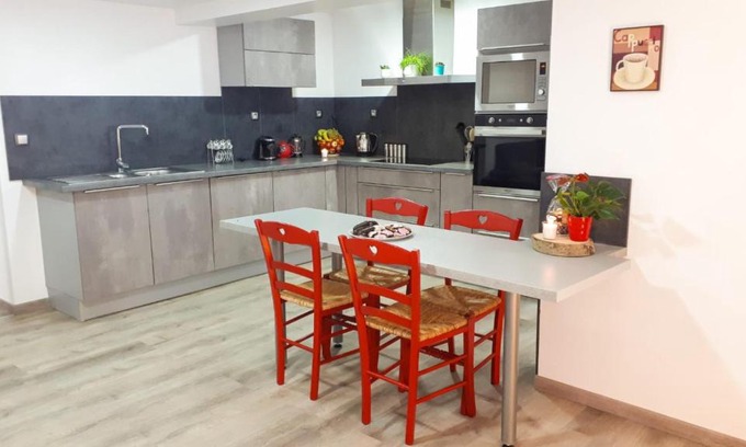 Gertwiller Apartment | Pet-Friendly Retreat at Chez Pinoche: Family Friendly Stay