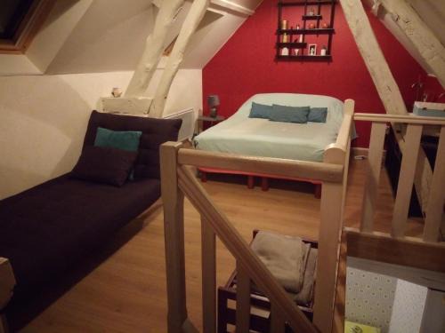 Milly-sur-Therain Apartment | Discover Comfort at Chez Sylvie et Claude - 9.1/10 Rated