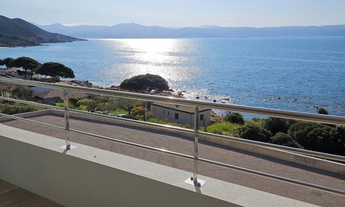 Ajaccio Apartment | Chez Vicky, Set against the maquis and facing the sea, enjoy an idyllic stay
