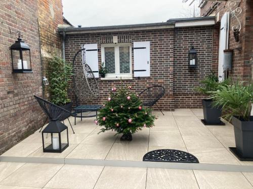 Evreux House | Pet-Friendly Stay at Chez Violette - Rated 9.8 by Guests