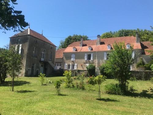 Chassigny Bed & Breakfast | Discover Pet-Friendly Comfort at Chez Zoiseau et Zoiseautte