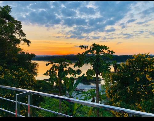 Chiang Khan Apartment | Experience Chiang Khan Riverside Bungalows - Family-Friendly Stay