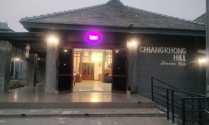 Chiang Khong Hotel | Relax at Chiang Khong Hill with Family-Friendly Amenities