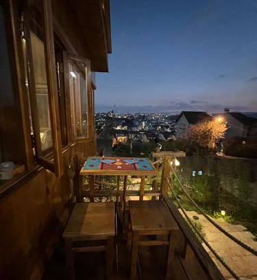 Da Lat House | Chiburo Home Đà Lạt: Pet-Friendly Retreat with Top Ratings