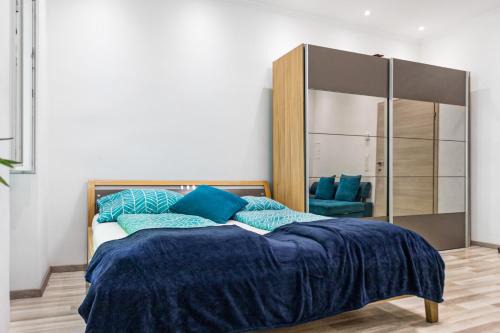 Stuwerviertel Apartment | Modern 1BR Apartment Steps from Vienna's Amusement Park