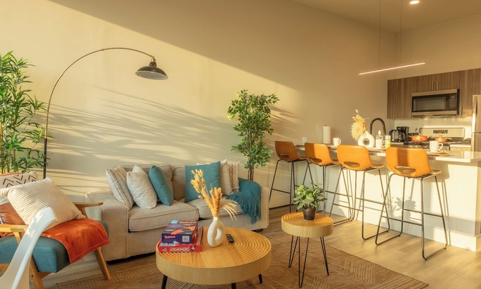 East Orange Apartment | Chic 1BR Apt w/WiFi + Parking, AC in lovely East Orange