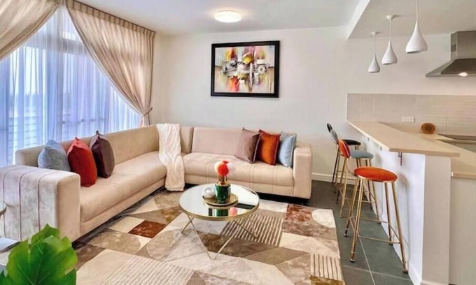 Kweiman Apartment | Chic 1BR w/Pool & Generator 5 mins from Aburi