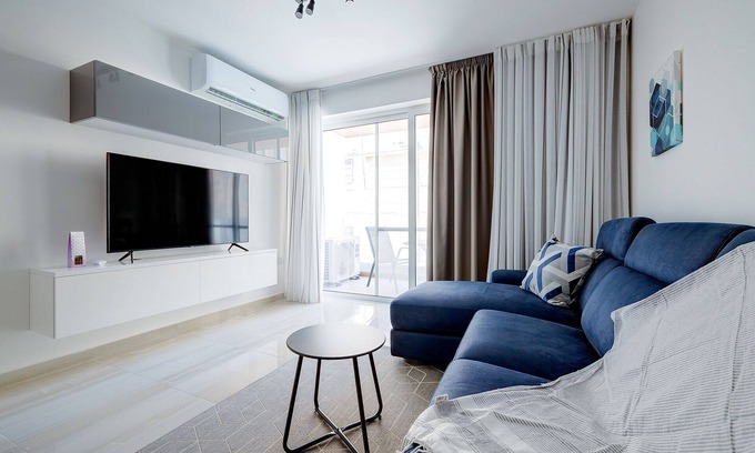 Ta' Xbiex Apartment | Stylish 2BR Apartment with Pool in Prime Location