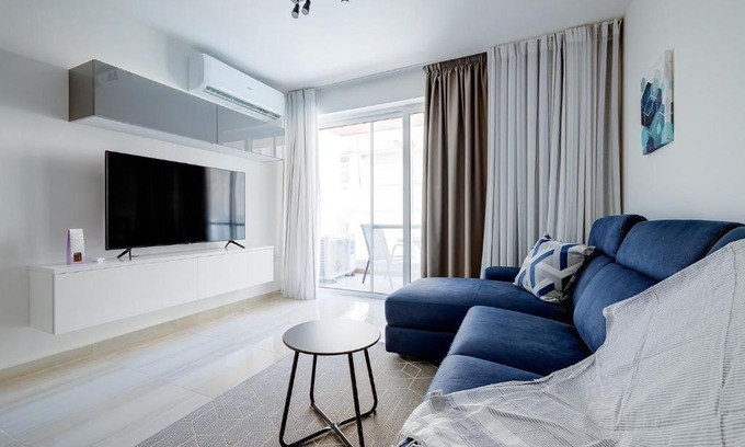 Ta' Xbiex Apartment | Stylish 2BR Apartment with Ocean View in Prime Location