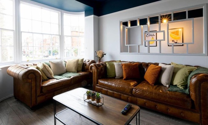 Cromer Apartment | Stylish 3-Bed Hideaway Near Cromer Beach for Families