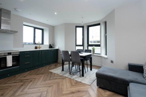 Portrush Apartment | Stylish 37 West Portrush Apartment for Family Getaways