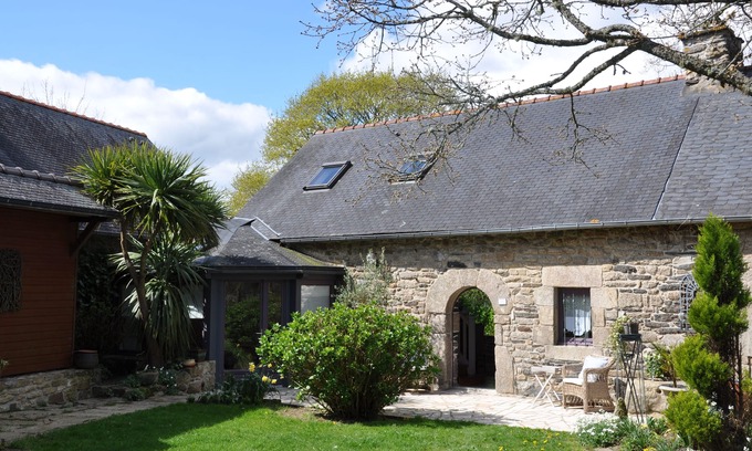 Langonnet House | Stylish Family Spirit Residence in Langonnet - Rated 9.6/10