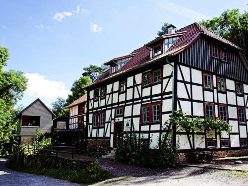 Heringen Apartment | Modern Apartment in Thuringia with Sauna & Family Friendly