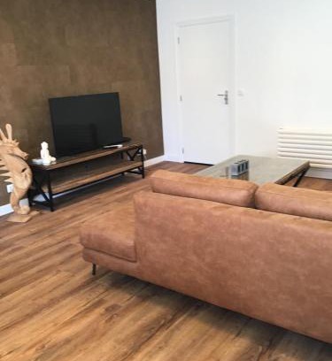 Sas van Gent Apartment | Stylish Apartment in Sas van Gent - Family Friendly Stay