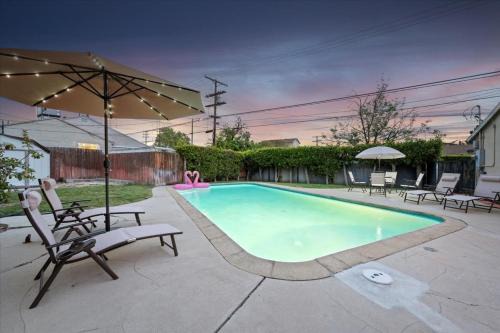 North Hollywood House | Private Pool Oasis with Ocean View - 4-Star Escape