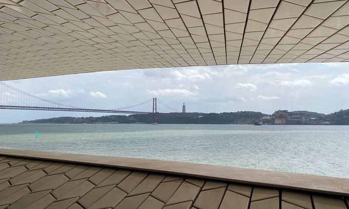 Sao Sebastiao da Pedreira Apartment | Bright and Centrally Located 1bd Lisbon with Spa Access