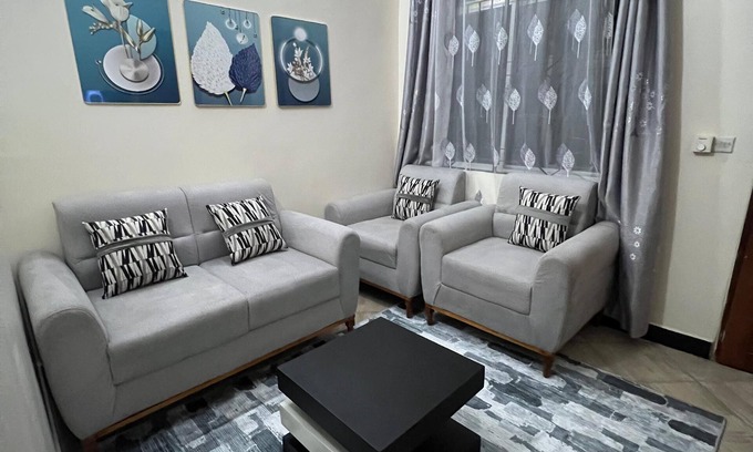 Mwananyamala Apartment | “Chic City Escape Apartment with AC, Smart TV & Free Breakfast in Dar es Salaam"