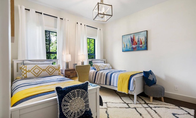 Old Northwood Historic District House | Elegant Downtown Retreat with Spa & Breakfast Included