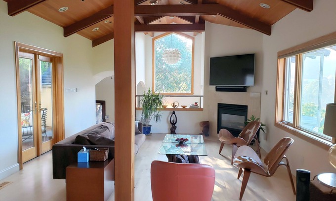 Claremont House | Exclusive Home in Tranquil Gated Setting with Gorgeous Views