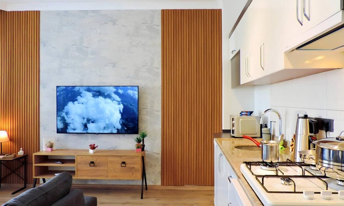 Lara Apartment | Chic Flat 10 min to Lara Beach in Antalya
