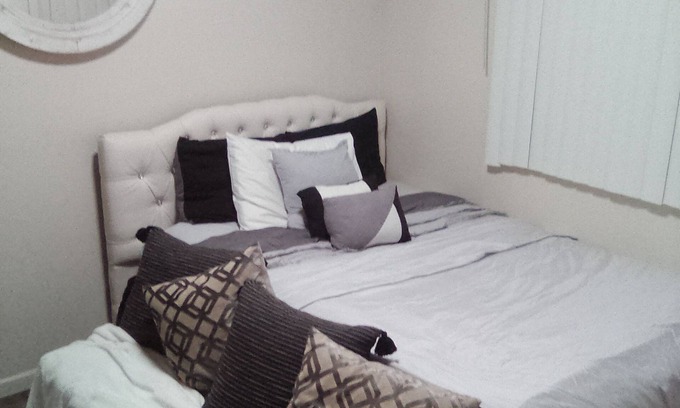 Tower District Apartment | CHIC Fresno Apartment - Located in the Popular TOWER DISTRICT