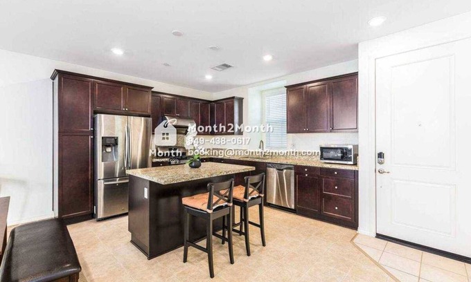 Eastvale Downs House | Stylish Home on Sendero Ave with Pet-Friendly Amenities
