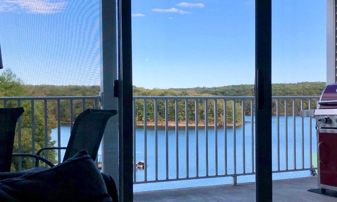 Osage Beach Apartment | Elegant Lakefront Condo with Scenic Park Views for Families