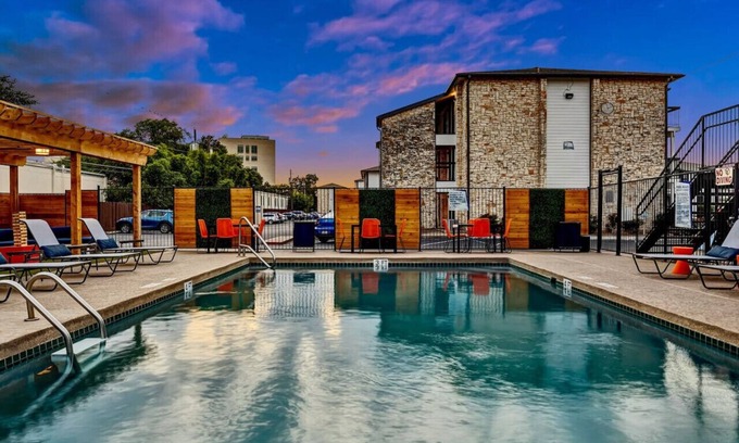 Brentwood Apartment | Chic Meets Comfort: 1BR Austin Apt Near Downtown