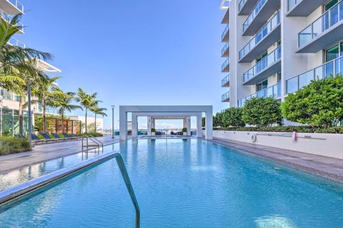 Northeast Miami Apartment | Stylish Miami Condo with Pool, 10/10 Guest Rated