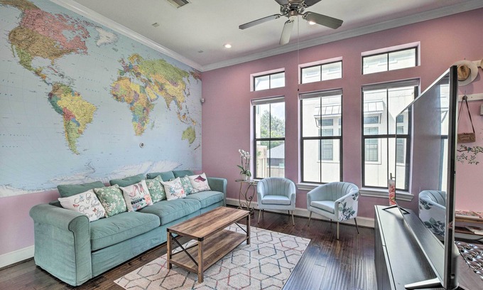 Midtown House | Chic Midtown House: Pet-Friendly Retreat Near Downtown Houston