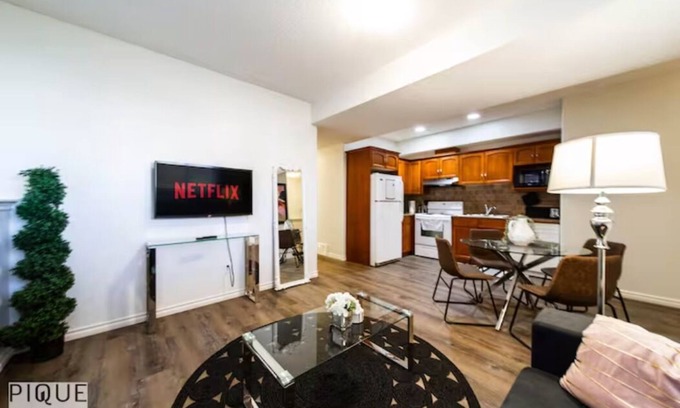 Jasper Place House | Modern Retreat with Eco-Friendly Amenities & Netflix Access