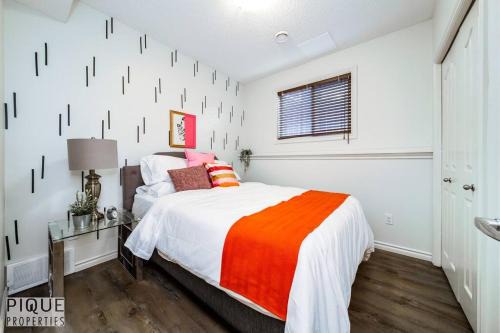 Jasper Place Apartment | Modern Retreat for 6 with Netflix, Wifi & Pet-Friendly Stays